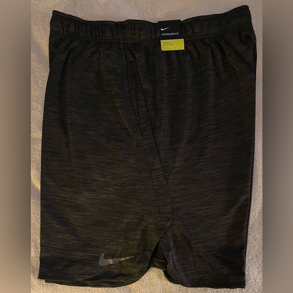 Men’s Nike Dri-Fit Running Shorts, Size Extra Large, Gray, New With Tags